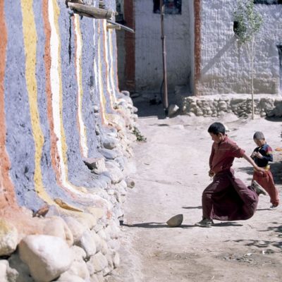 38 - Giovani monaci nel Tugchen Gompa a Lo Manthang