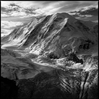 24 - Il Ghiacciaio del Grenz e le pareti nord dei Lyskamm